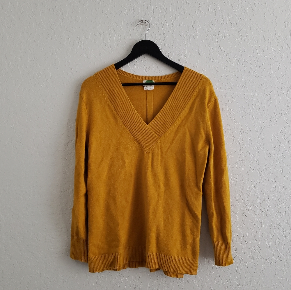 Anthropologie Mustard Yellow Soft Stretchy V Neck Long Sleeve Light Sweater